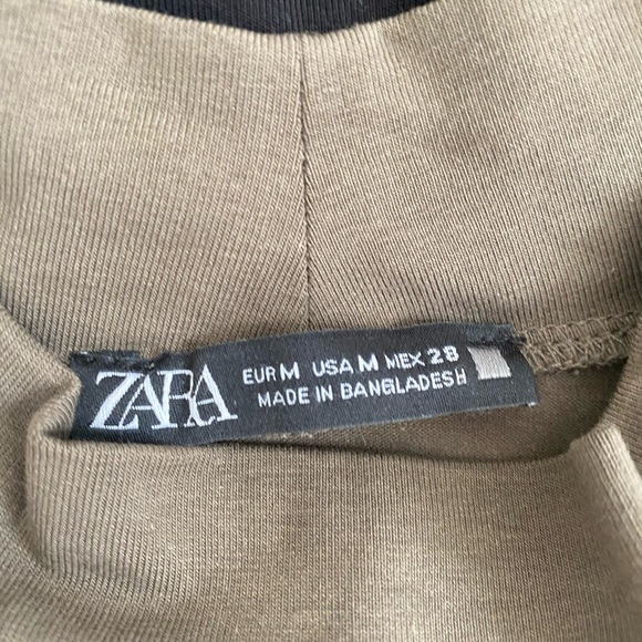 Zara Long Sleeve mock neck T-shirt’s - Picture 2 of 3